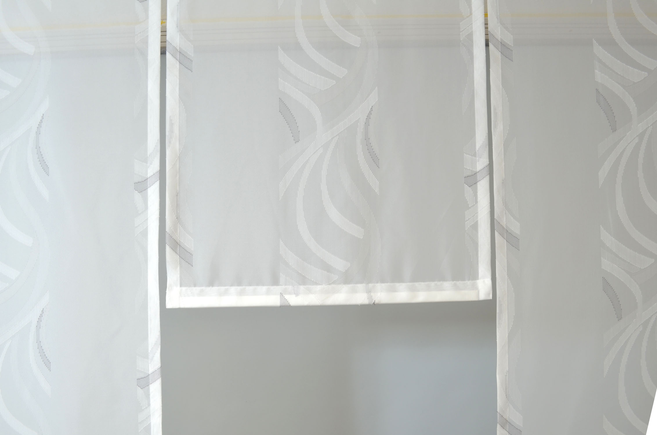 3 Flächenvorhänge transparent mit Sherli-Muster Breite ca. 53 cm