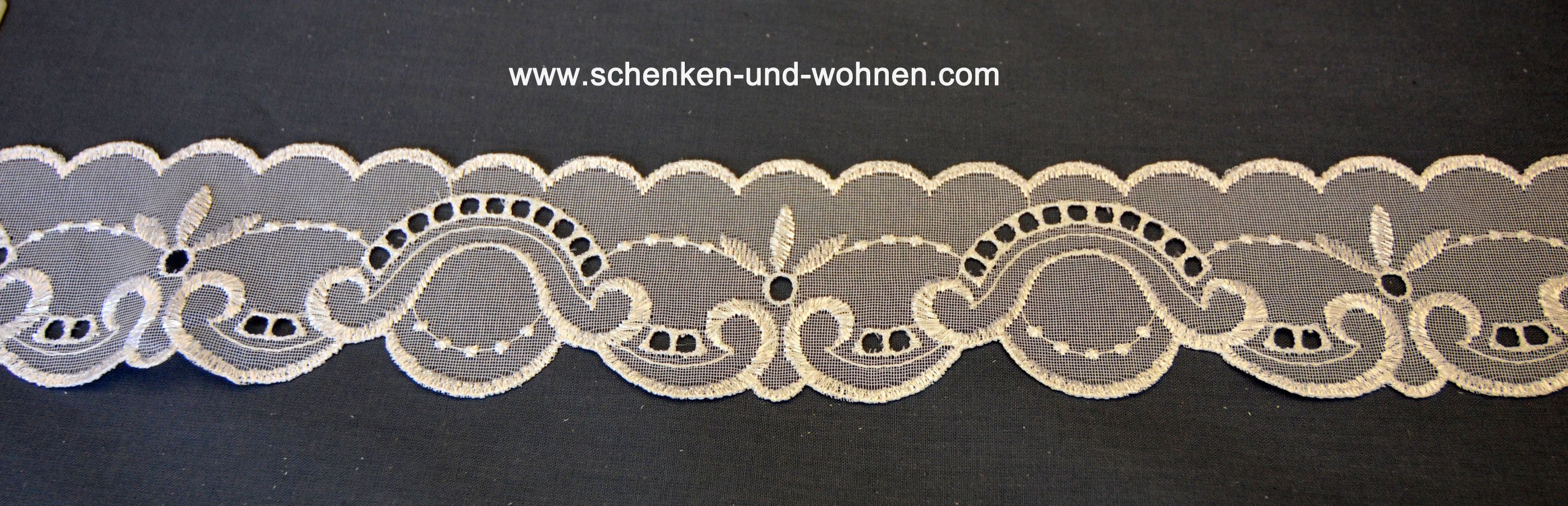 Borte Bordüre Spitze zum An- oder Aufnähen 7,5 cm weiß Raffband