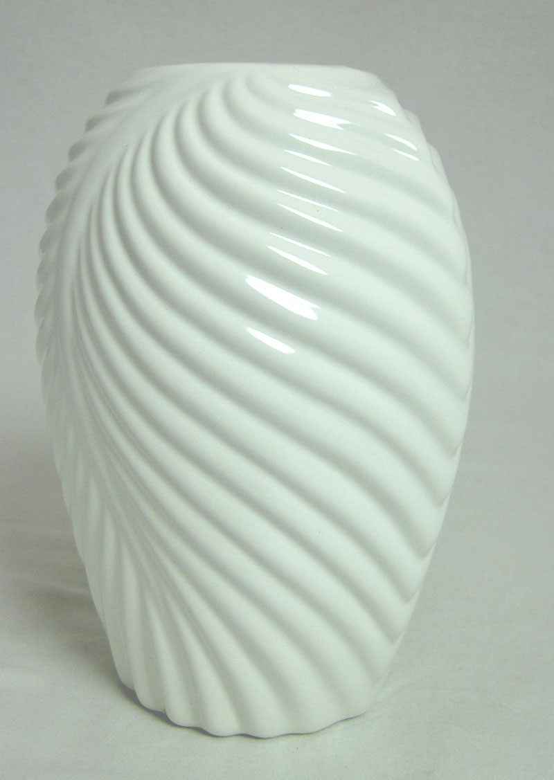 Porzellan-Vase Resia weiß glänzend ca. 20x12x16cm H/T/B