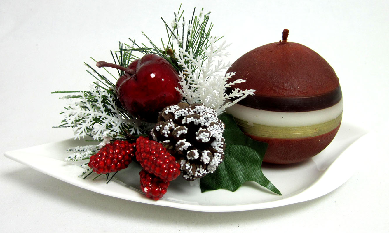 Kugelkerze Bordeaux mit farbigen Ringen, Ø ca.8 cm