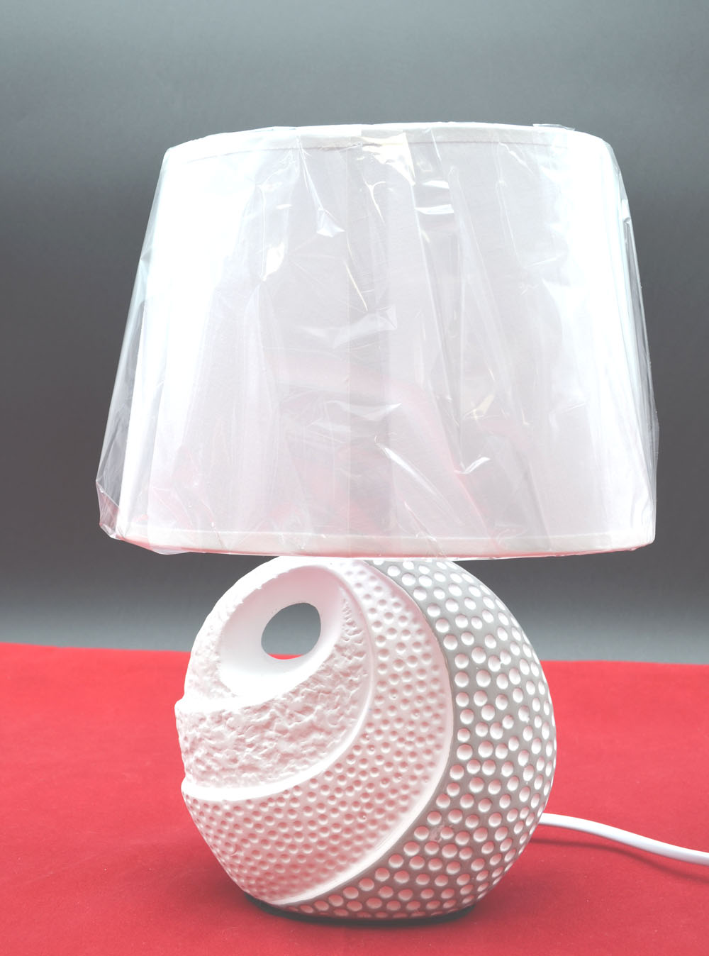 Tischleuchte "Nikiti V1" Keramik grau-weiß V1 29x20x11,5 cm (HxBxT) Tischleuchte "Nikiti V1" Keramik grau-weiß V1 29x20x11,5 cm (HxBxT)