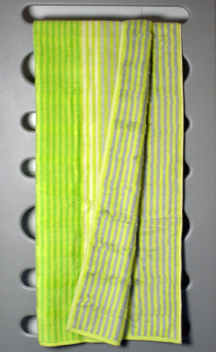 1056-045_dt_80x150_d1 Duschtuch Noblesse Cashmere Streifen, Kiwi ca. 80 x 150 cm