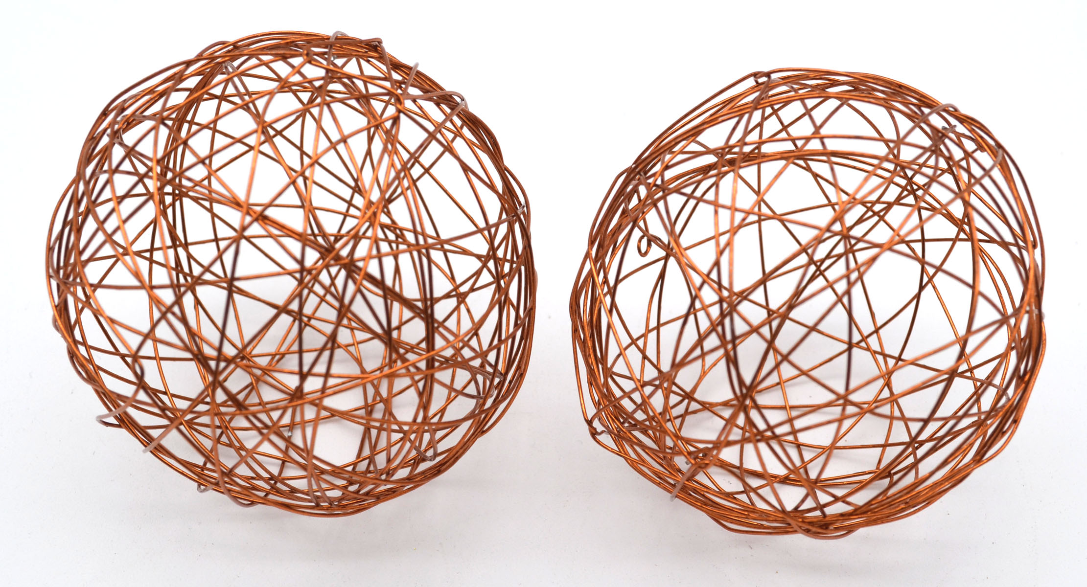 2 Stück Drahtbälle, Drahtkugeln Dekokugel kupferfarben 7 cm