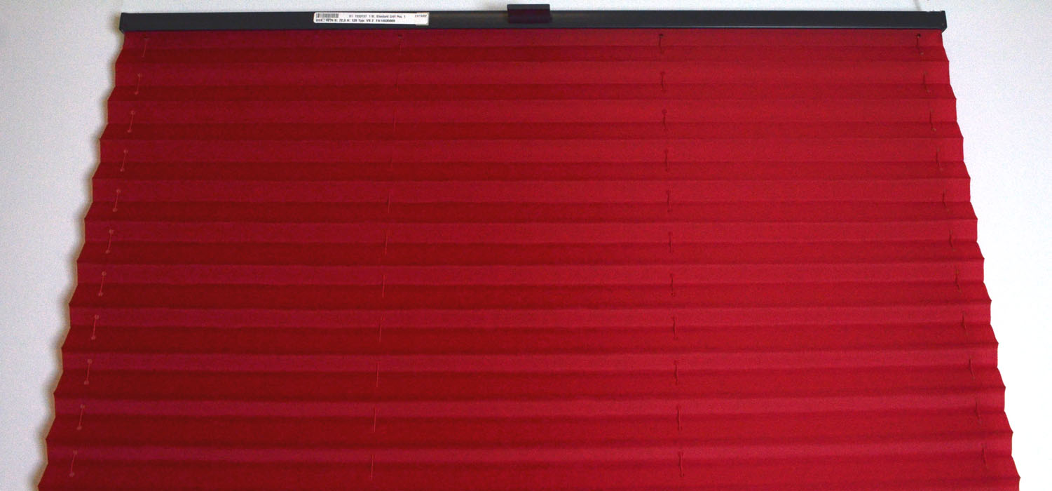 Plissee verspannt für Falzmontage 725x1200 mm (B/H) rot