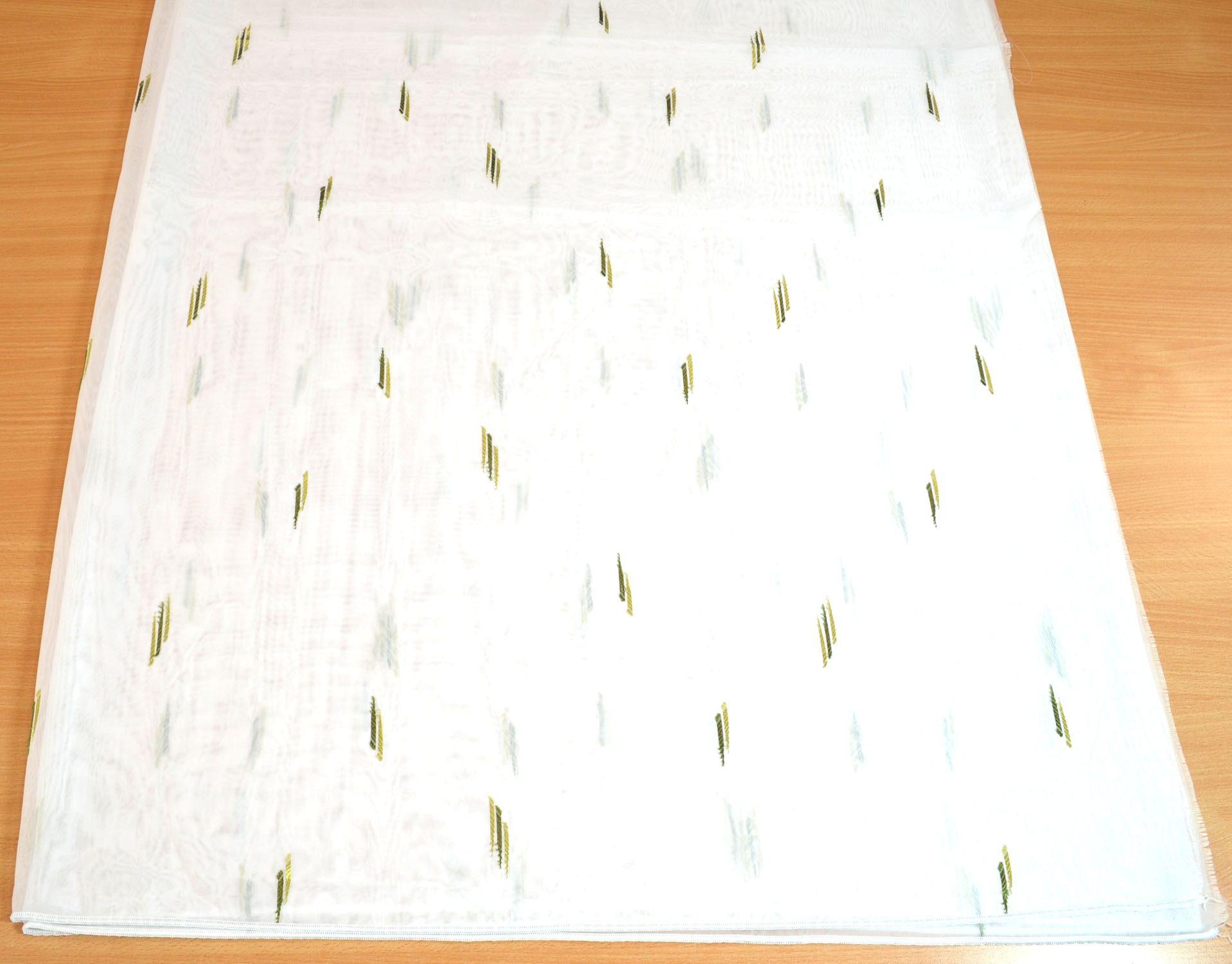 Gardinenrest Stores Sherli 1,60 x 3,20 m (HxL) weiss-moosgrün