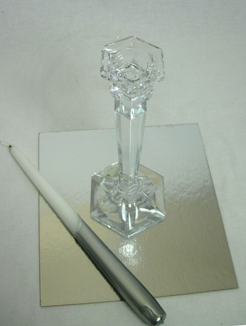 1 Deko-Kerzenhalter aus Glas für Stabkerzen ca. 21cm hoch