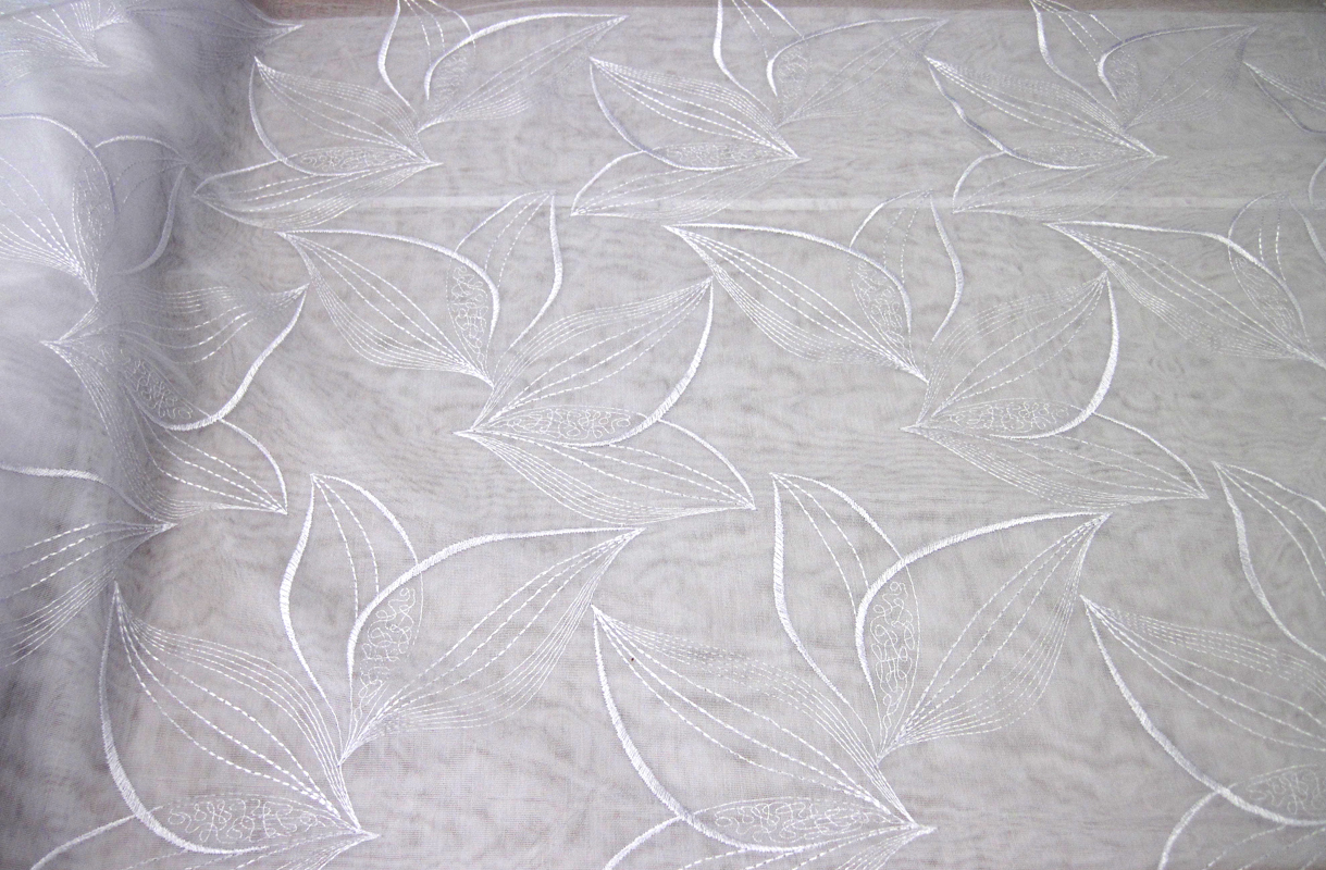 Meterware - Gardine Weiß Lilien mit unterer Kante ca. 70cm - Höhe 290cm