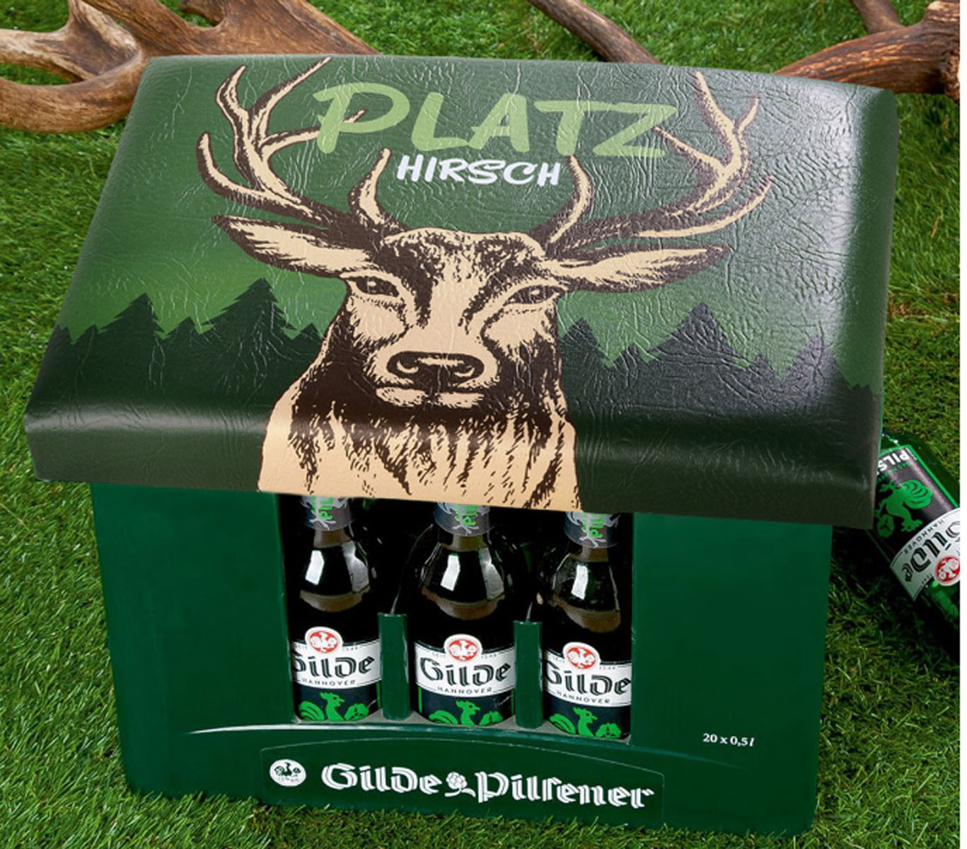Sitzpolster „Waidmannsheil – Platzhirsch“ für Bierkisten, Hirschmotiv, 44 × 34 × 5 cm