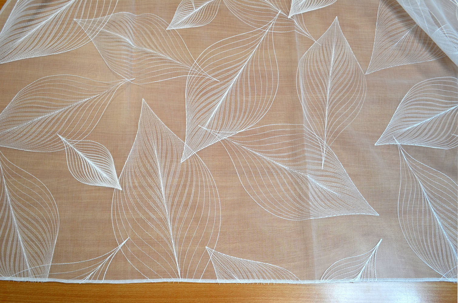Stickereistores Meterware Kendra 3492 Höhe 300 cm weiss