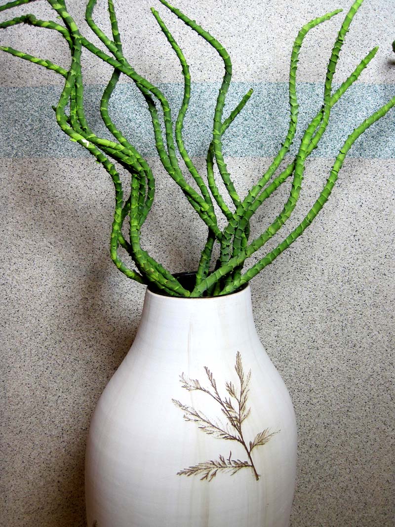 Keramik Vase Bodenvase "Zweig" Creme ca. 30x80cm B//H