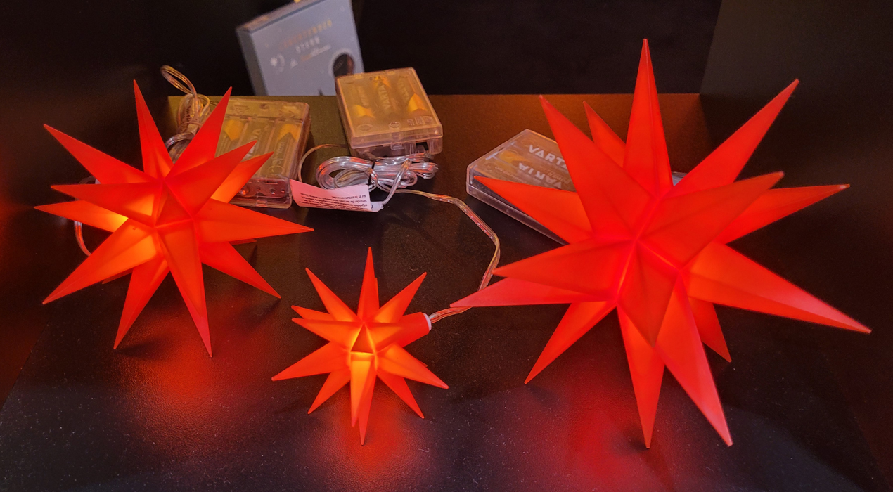 Baby-Stern 18 Zacken Rot, 8 cm LED und Timer, batteriebetrieben