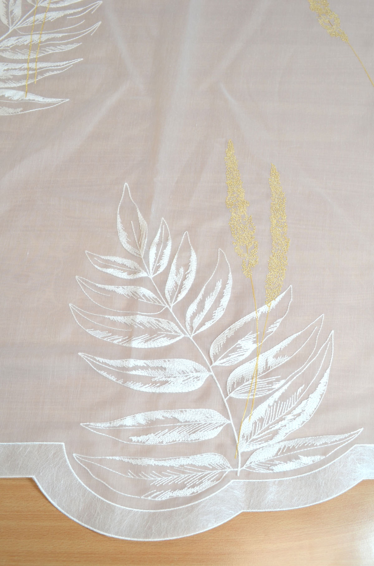 Fensterbehang "Rimini" bestickt Fb.03 Gold 80 x 140 cm BxH mittig 