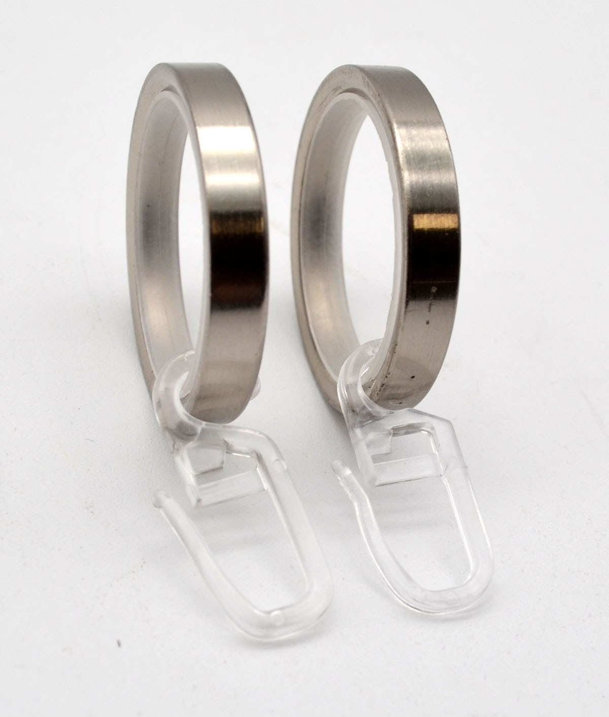 2 Ringe mit Faltenhaken edelstahlfarben und Kunststoff-Einlage für Stil 19 mm