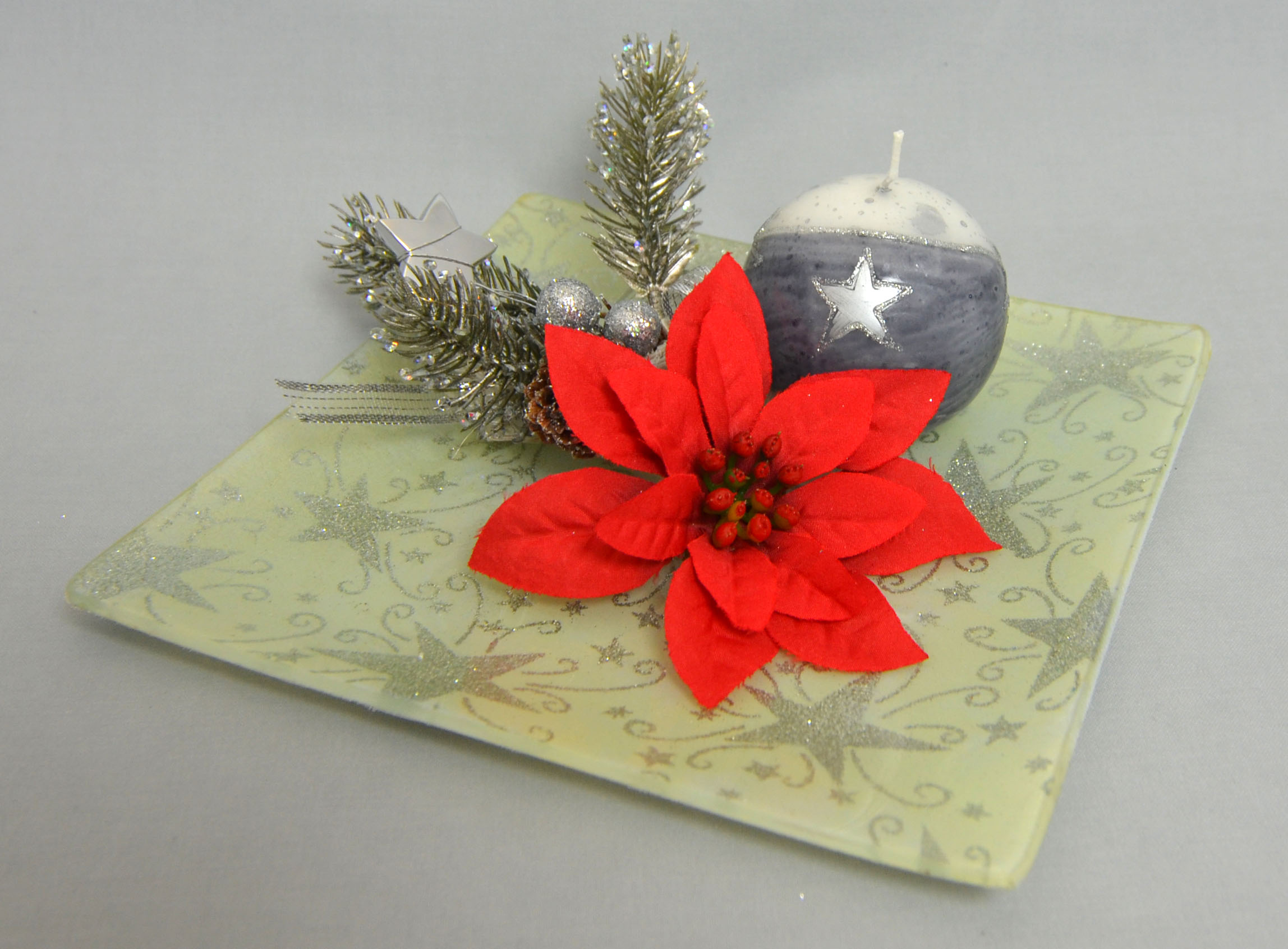 Glasteller Weihnachtszeit mit glitzernden Sternen quadratisch 20x20 cm