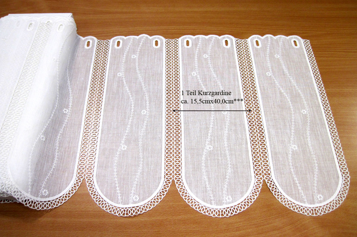 1 Stück/Teil Kurzgardine im Landhausstil ca. 40 cm hoch und 15,5 cm breit