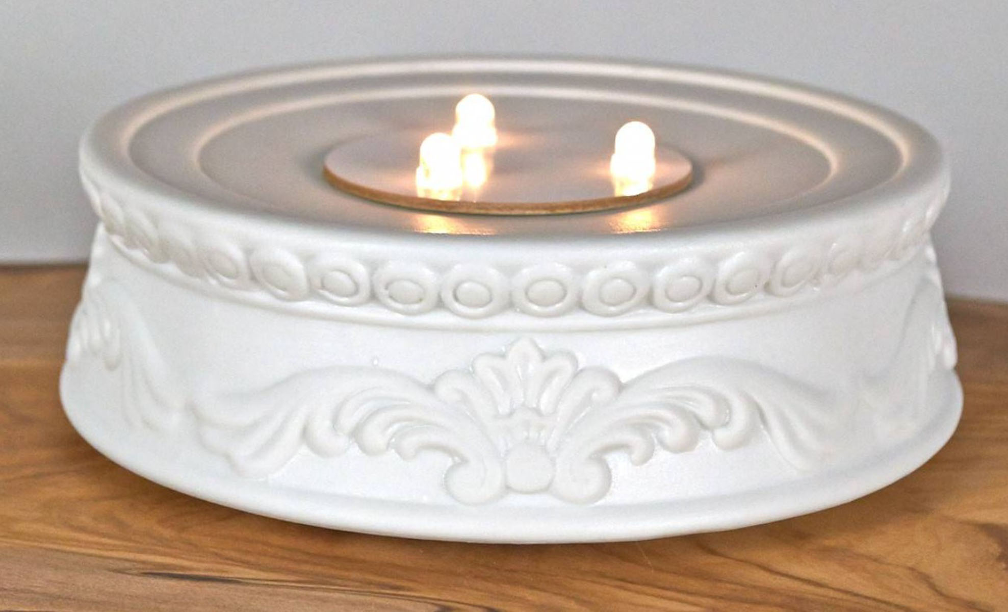 Starlight LED Base mit Dekorrand, batteriebetrieben  12 x 4 cm (DxH)