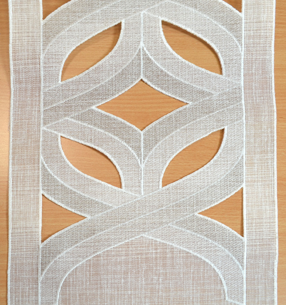 Marakesch Fläche Meterware in Rapporten 54 cm 3847 beige 26 cm breit