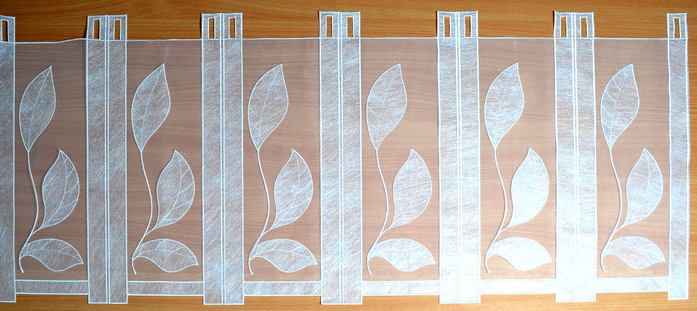 1 Stück 16 cm Kurzgardine Stickerei weiß 45 cm hoch