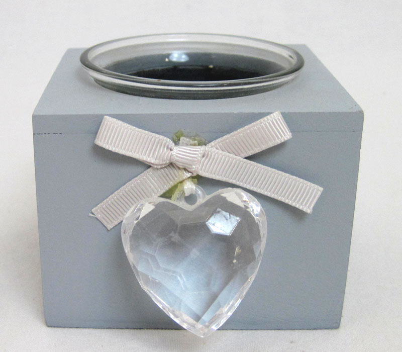 Holz-Teelichthalter mit Schmuckschleife und Acrylherz ca. 8,0 x 7,0 x 8,0 cm