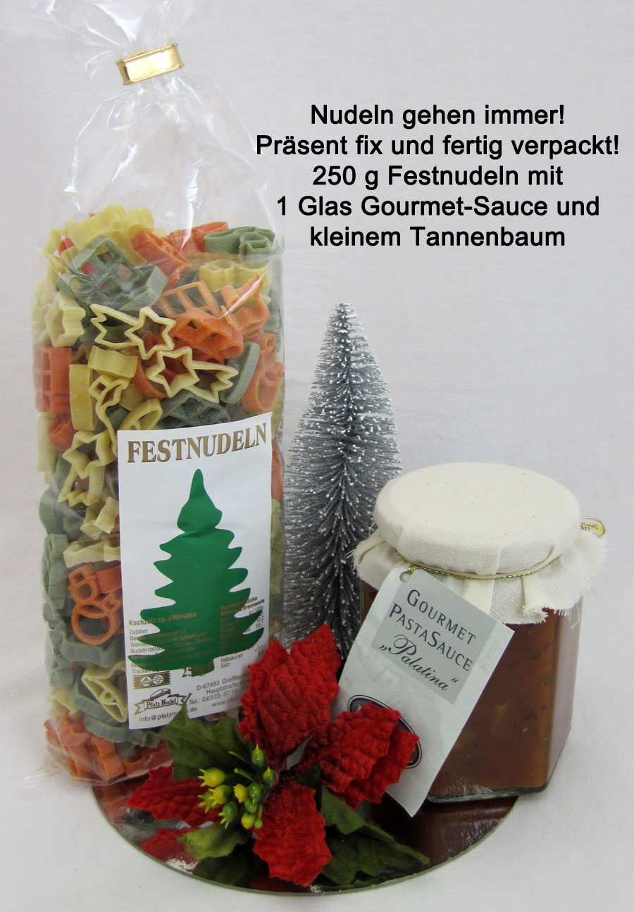 festnudeln_mit_tannenbaum Festnudeln Präsent mit Gourmet-Soße und kleinem Tannenbaum