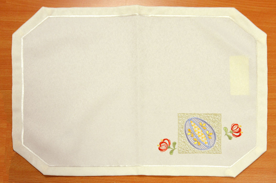 platzdeckchen_ostern_33x48bot Plauener Spitze - Platzdeckchen "Osterei" sekt ca. 33 x 48 cm