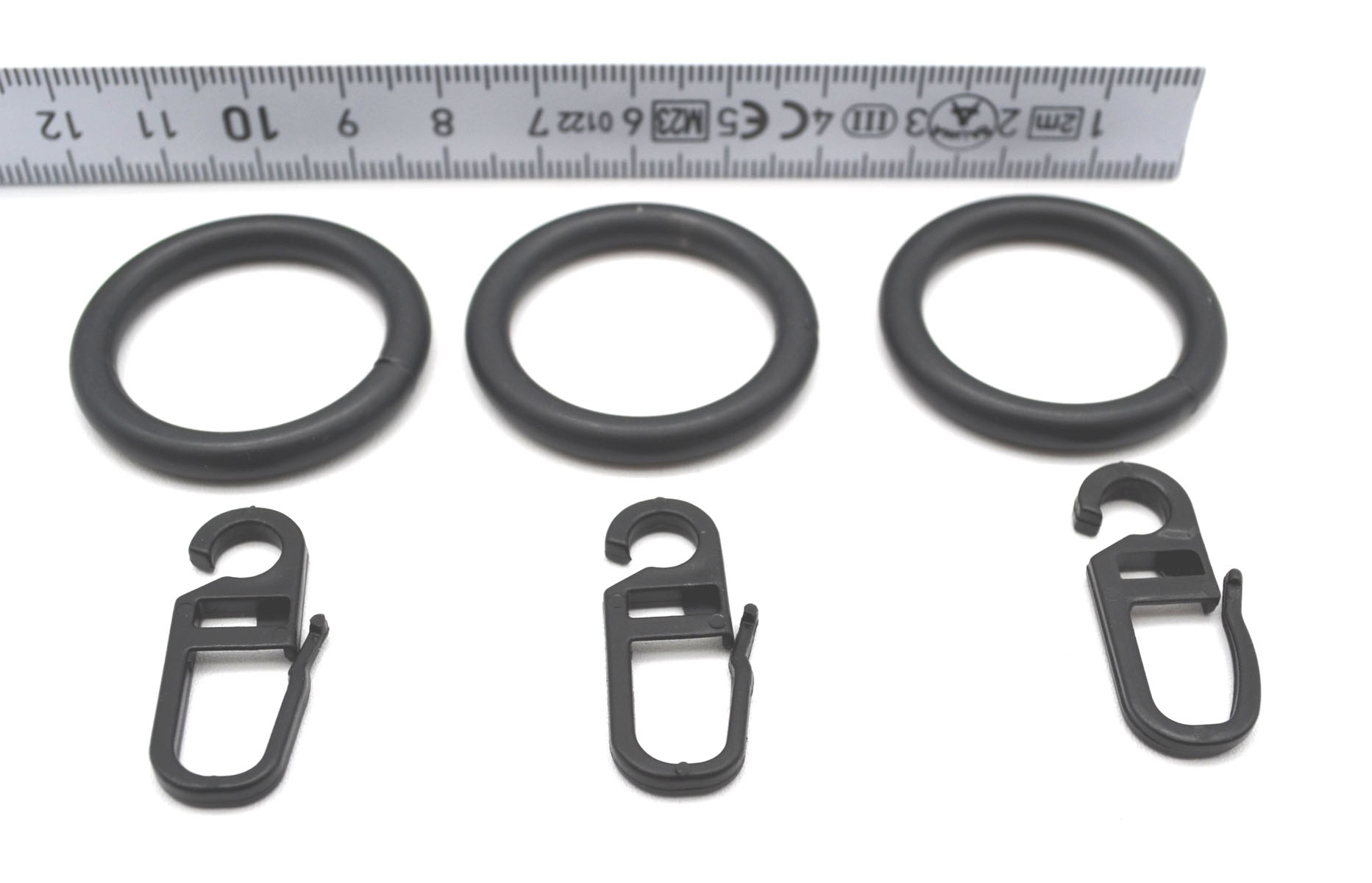 3 Ringe mit Faltenhaken schwarz für Stil 16-20 mm 