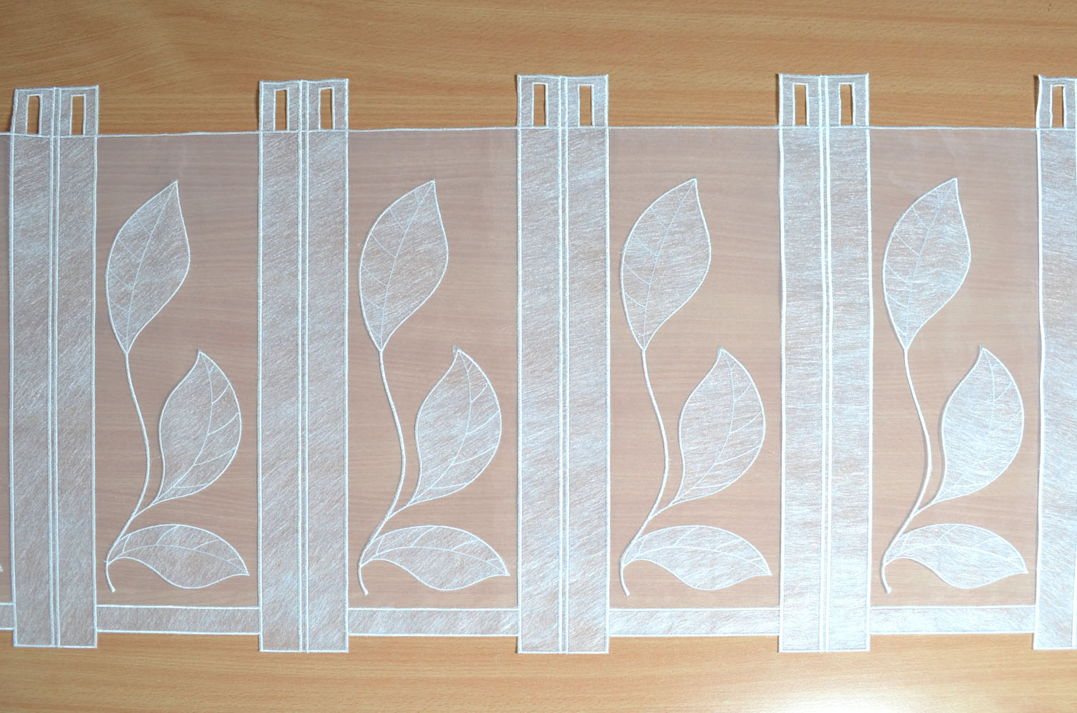 1 Stück 16 cm Kurzgardine Stickerei weiß 45 cm hoch