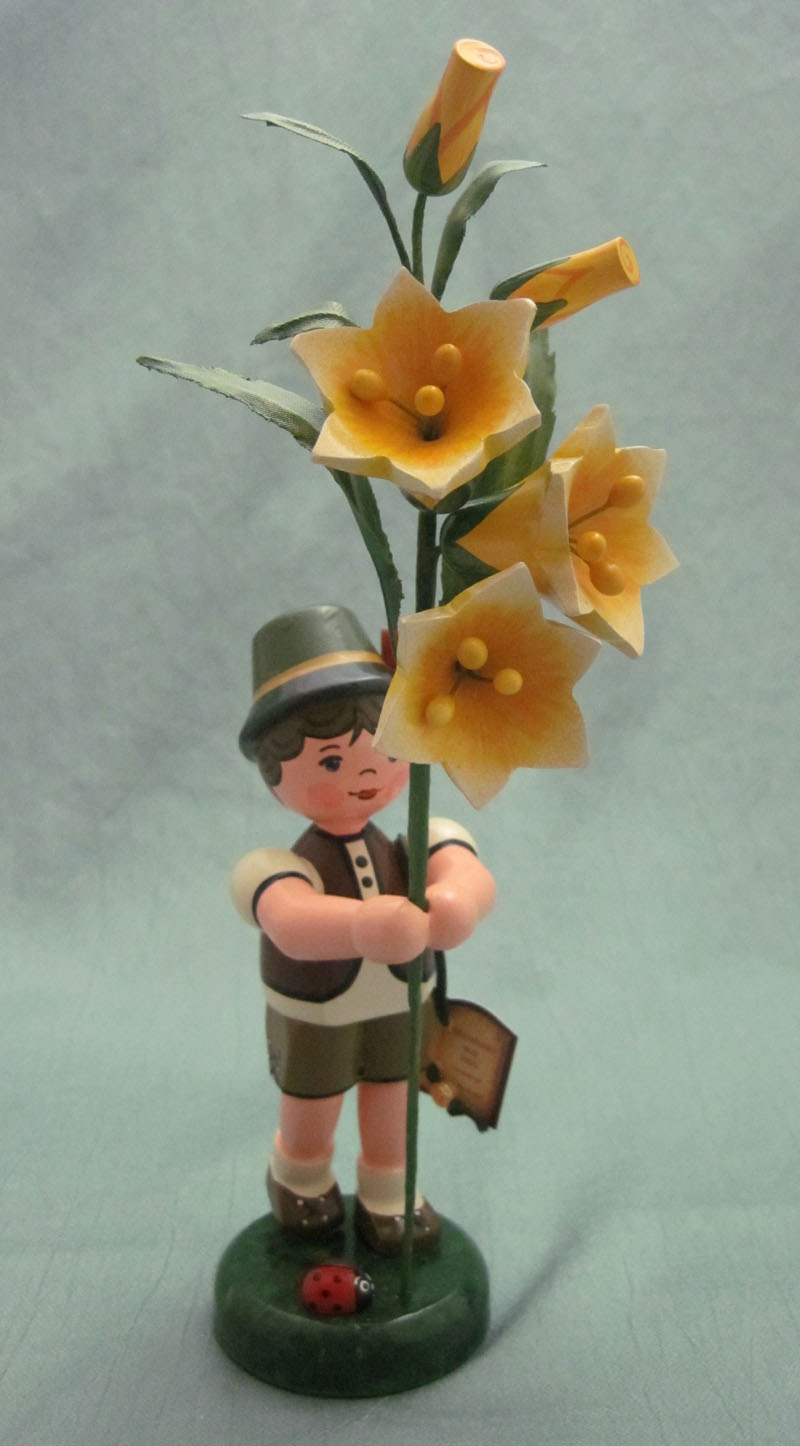 junge_lilie308h2009qm5nwVkYuH4p6 Hubrig - Junge mit Lilie 24 cm