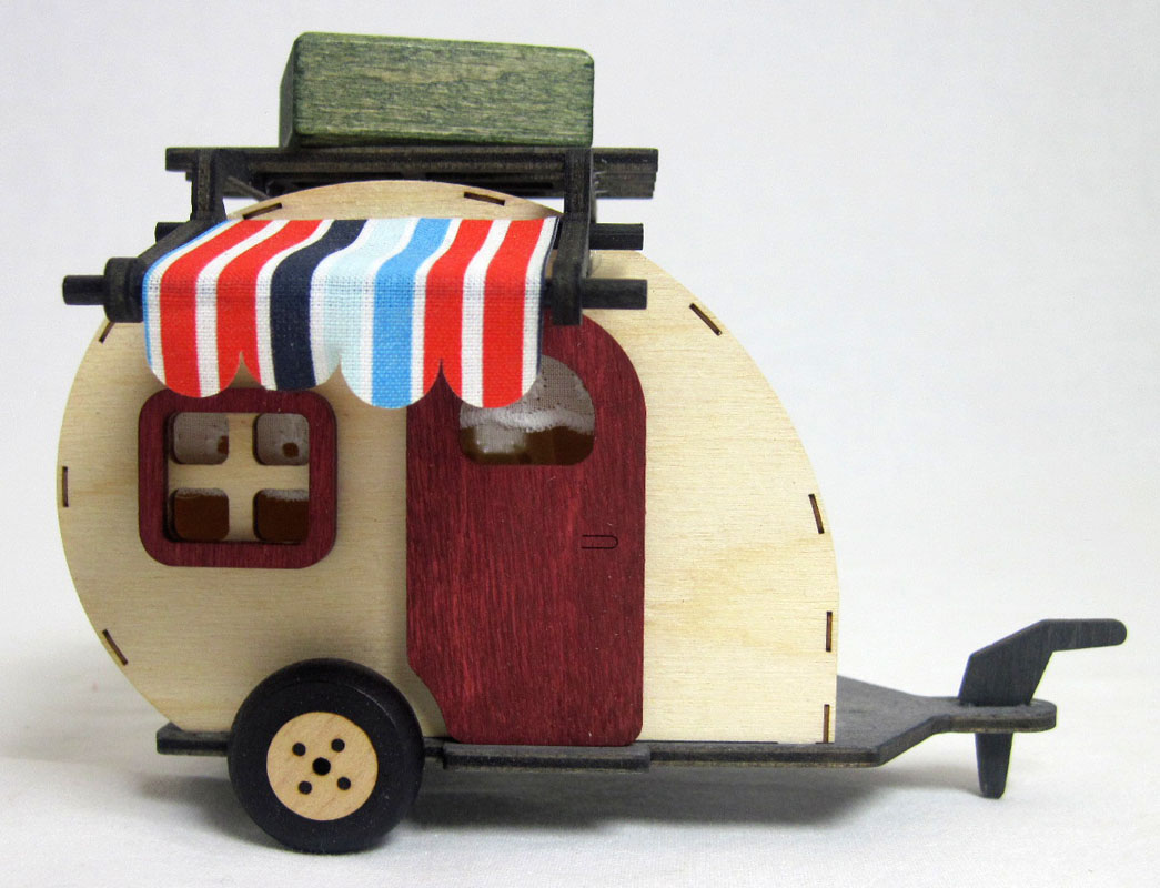 Kuhnert - Mini Eulen Wohnwagen ca. 10 cm hoch
