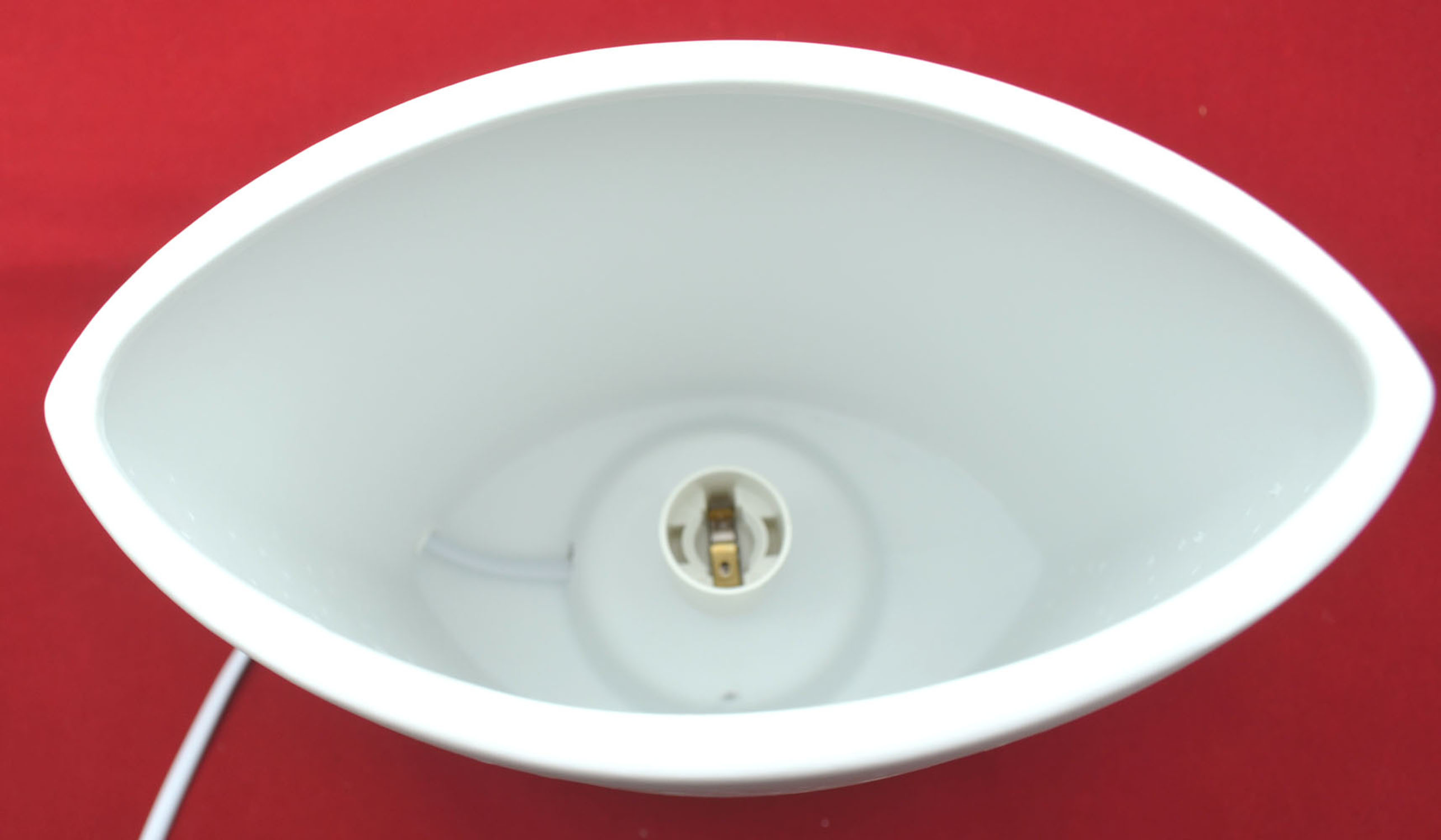 Porzellan-Lampe Ellipse "Der schönste Weg" weiß ca.20,5 x 17 x 10 cm (H/B/T)  Porzellan-Lampe Ellipse "Der schönste Weg" weiß ca.20,5 x 17 x 10 cm (H/B/T)