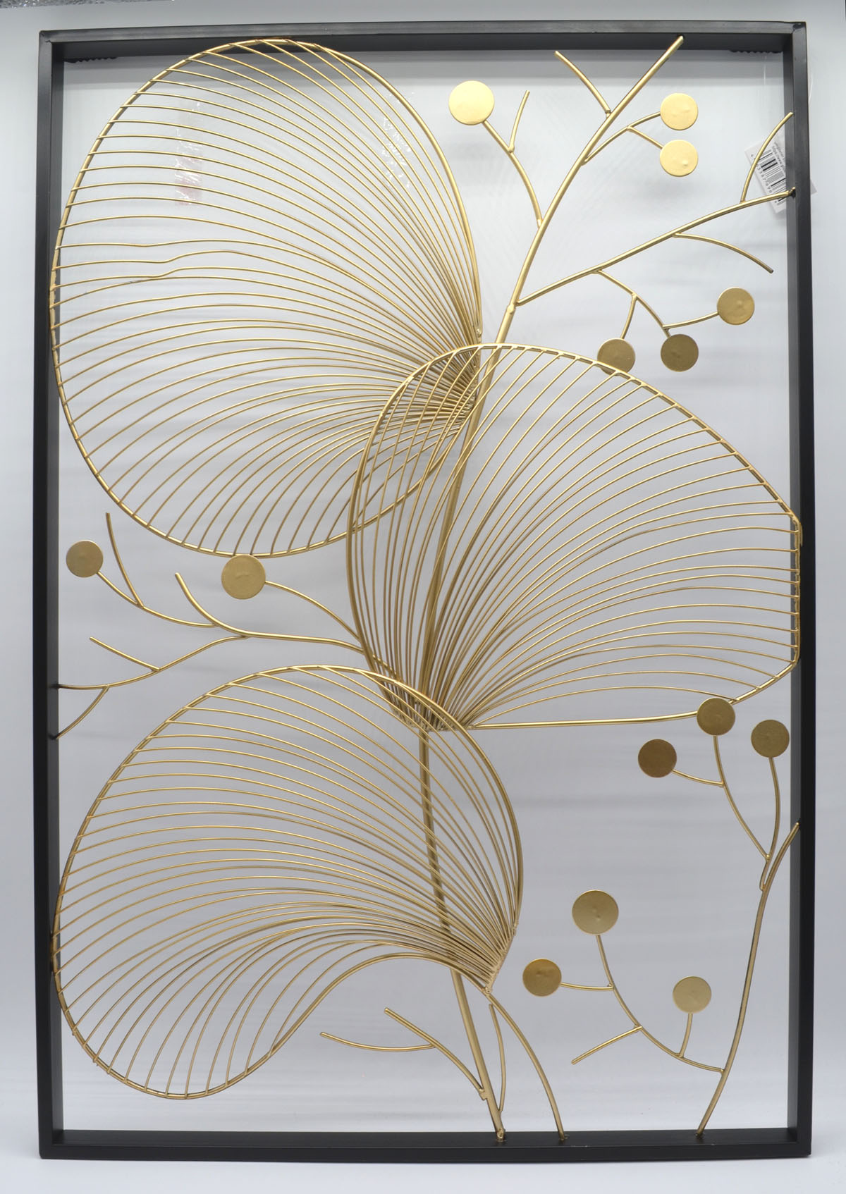 Wandrelief „Pandori“ aus Metall Schwarz und Gold, 51 × 76 cm