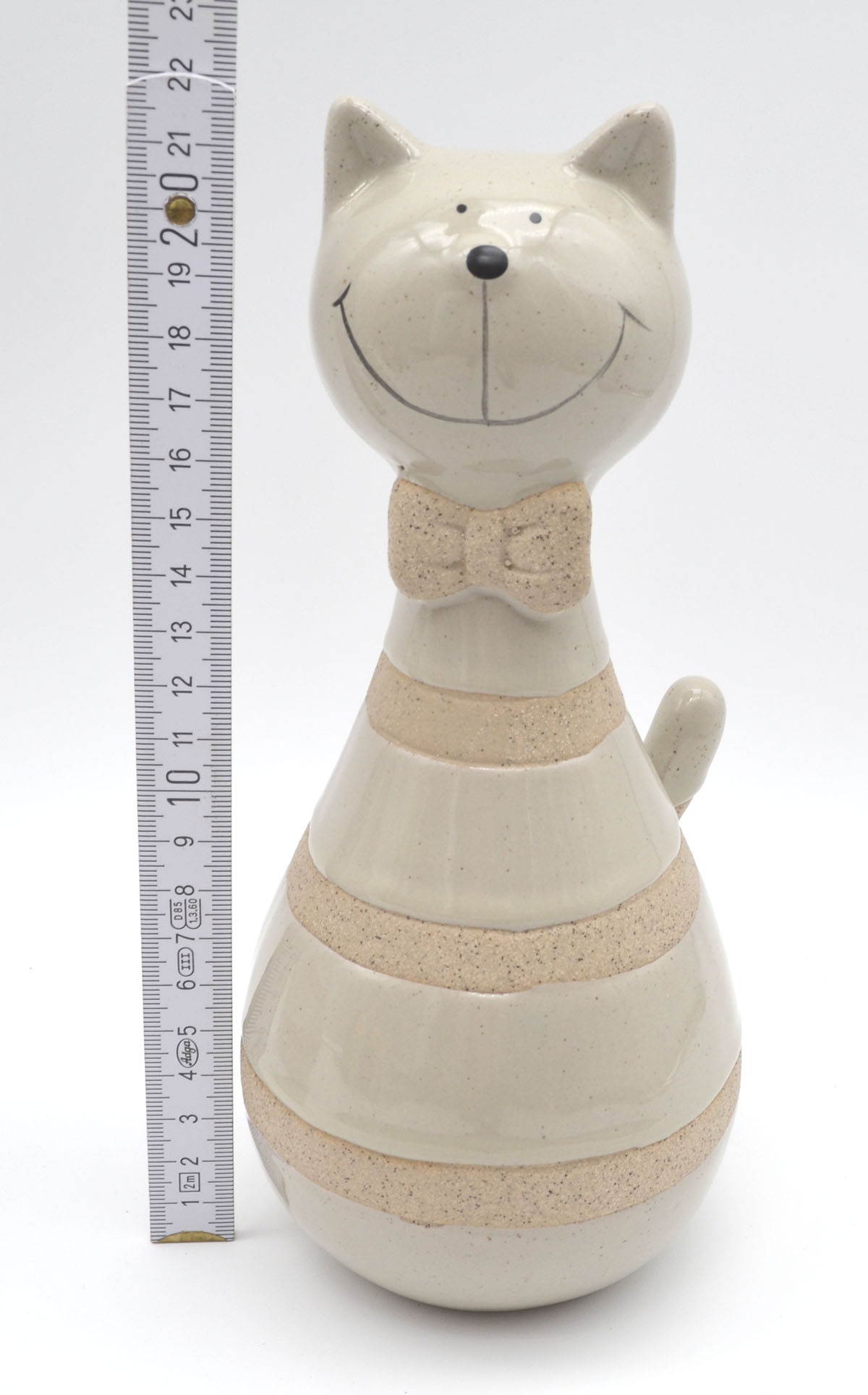 Deko-Katze aus Steinzeug 21 cm creme dunkel